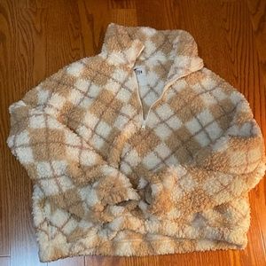 Hollister sherpa half zip
